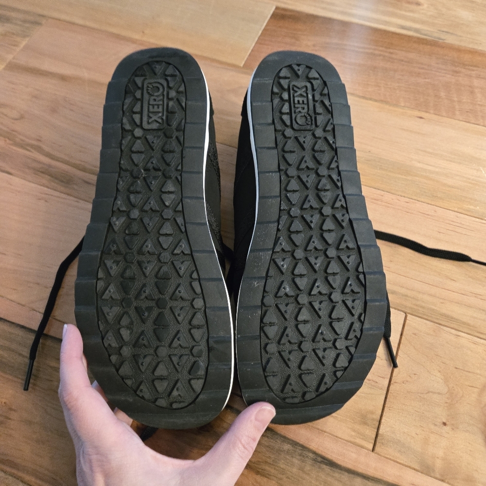 Xero Black Wynn Sneakers Size 9 - Picture 5 of 7